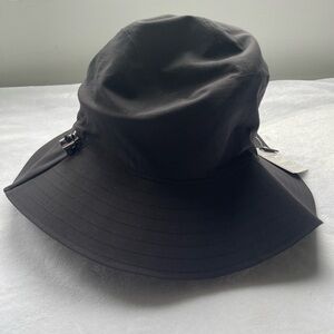 Brand New w/Tags: Lululemon Cinchable Wide Brim Hat